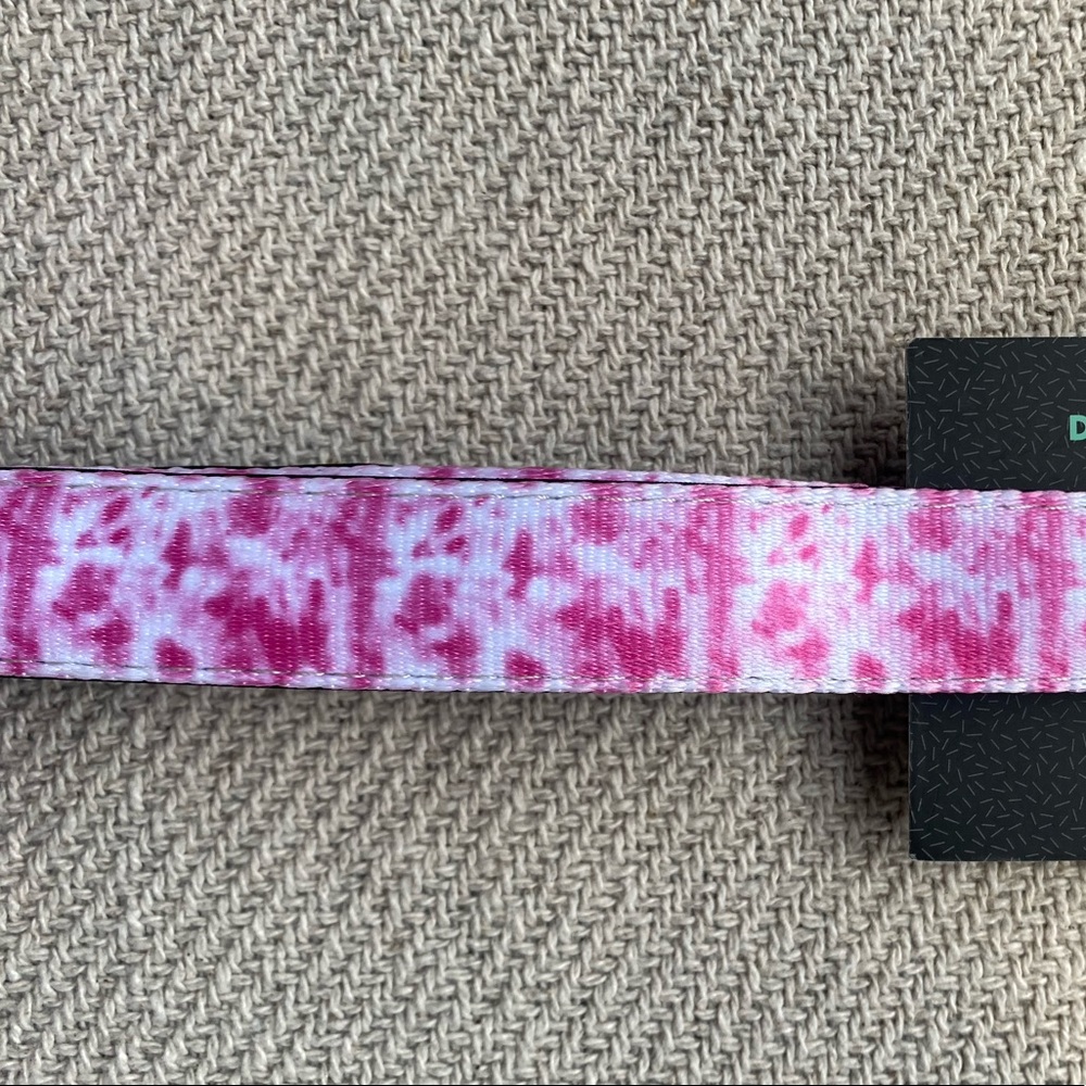 Fuzzyard Pink Tie Dye Dog Lead Leash 55.1” NWT Gift Puppy Pet - Picture 4 of 6